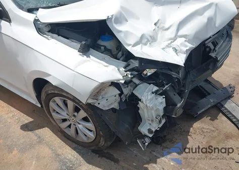 2013 Volkswagen Passat 2.5L S from USA, damaged, VIN 1VWAH7A36DC044908